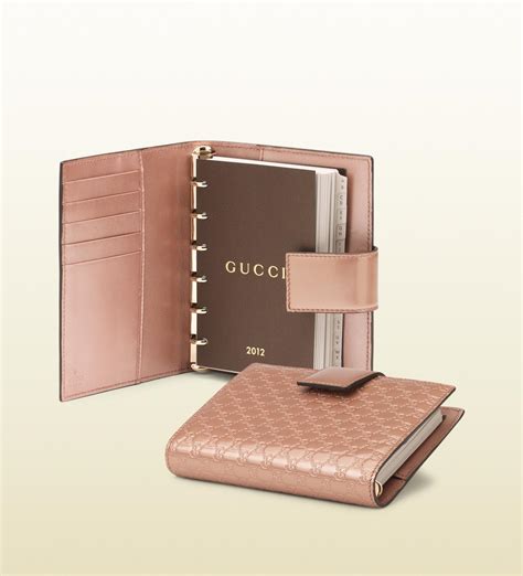 gucci agenda.